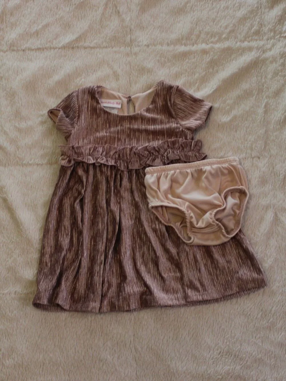 Bonnie Baby Girl Short Sleeve Crinkle Velvet Dress